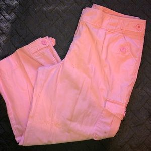 Pink cropped pants